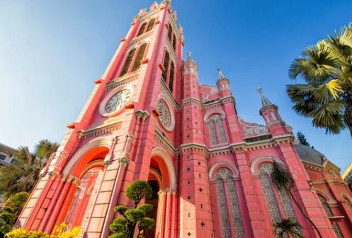 Tan-Dinh-pink-church-ho-chi-minh-city-saigon-vietnam-4
